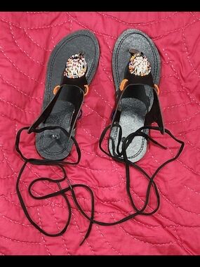 Made In Tanzania 🇹🇿 - Women’s Black Leather & Beaded Lace-Up Sandals